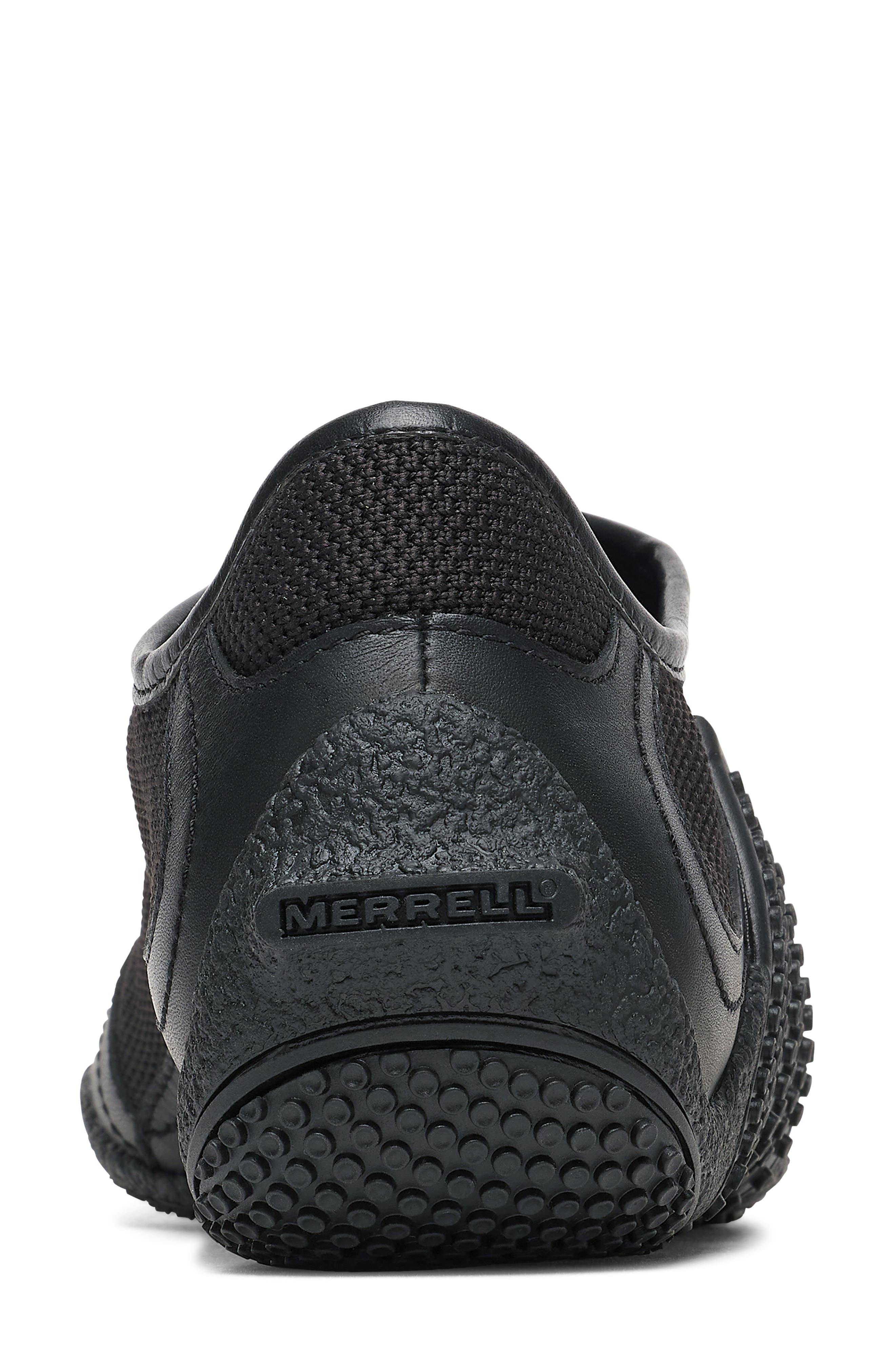 Relay Fly Zip SE Sneaker, Alternate, color, BLACK