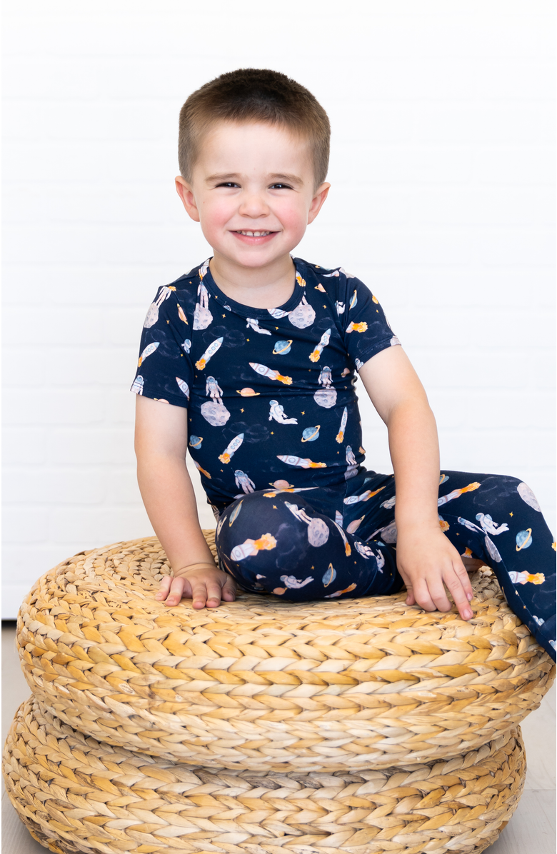 Laree + Co Samuel 2-Piece Short Sleeve Set, Alternate, color, Navy