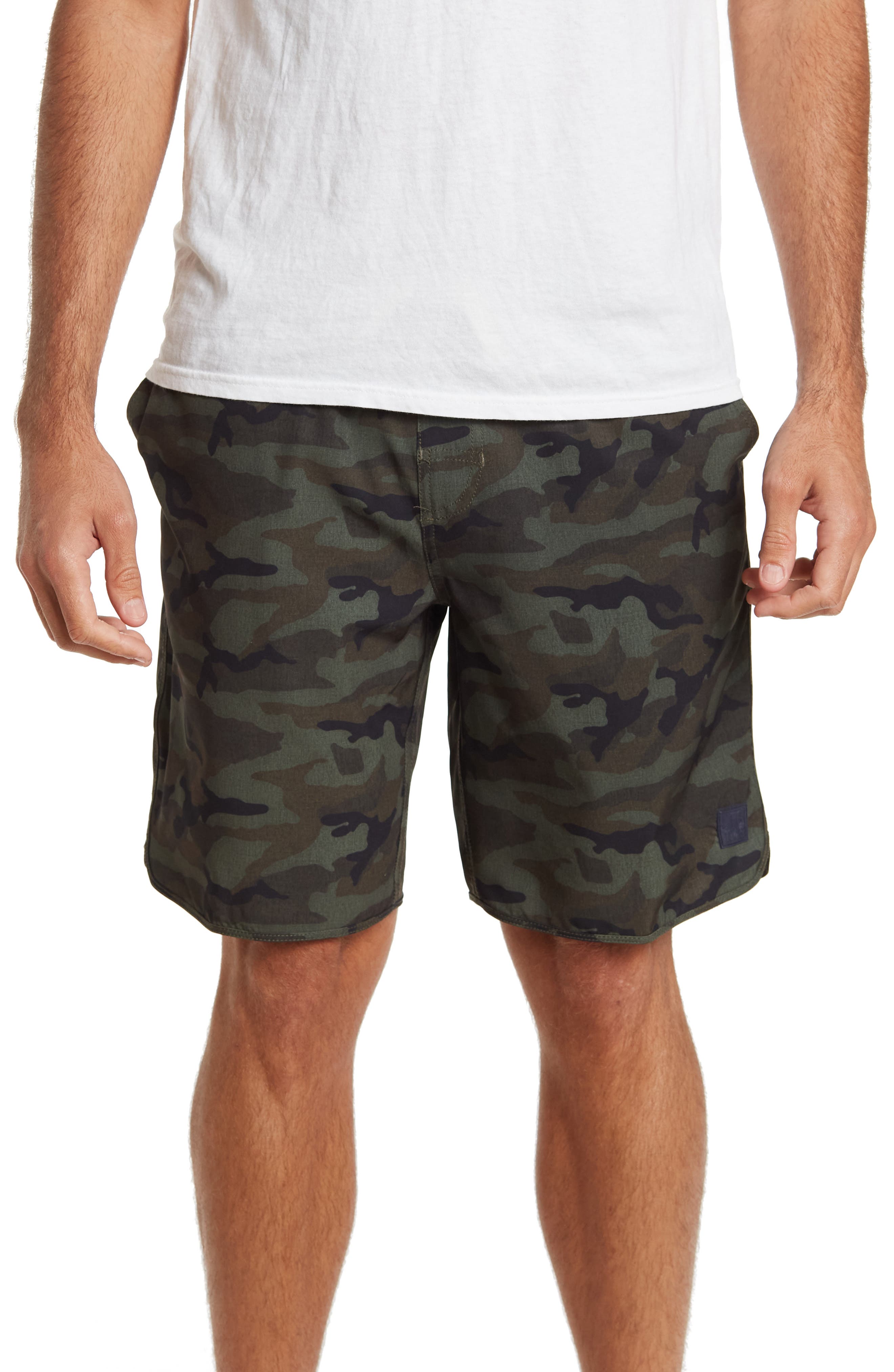 Vintage 1946 Camo Windjammer Shorts