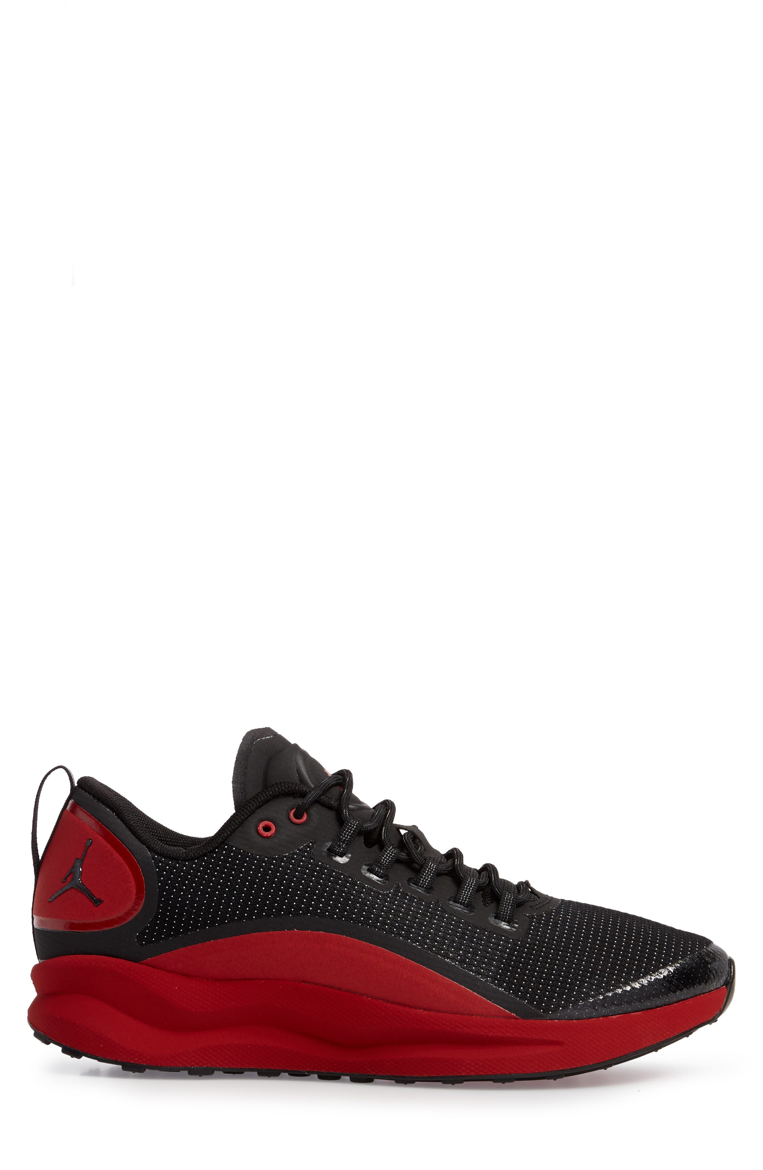 Nike Jordan Zoom Tenacity Running Shoe, Alternate, color, 