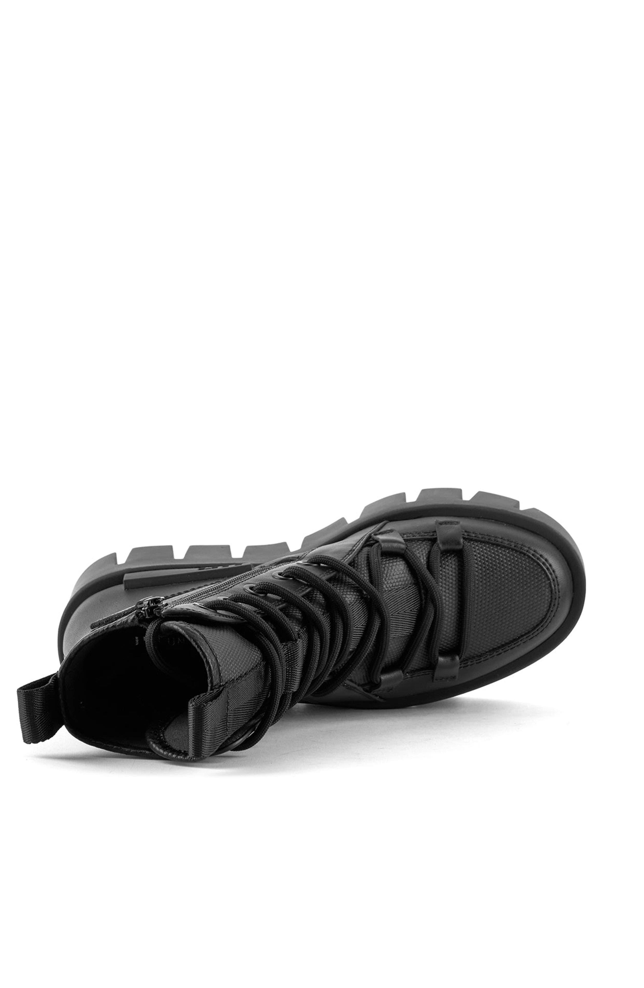 United Nude Grip Explorer Lo Boot, Alternate, color, Black Ii