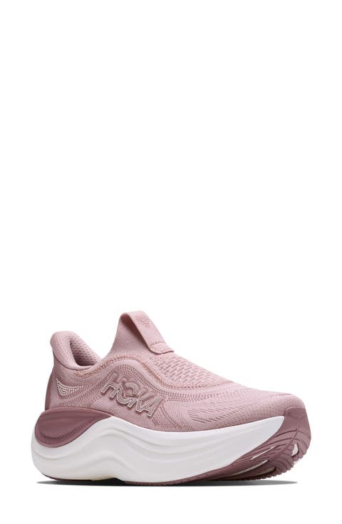 Skyward Laceless Recovery Sneaker