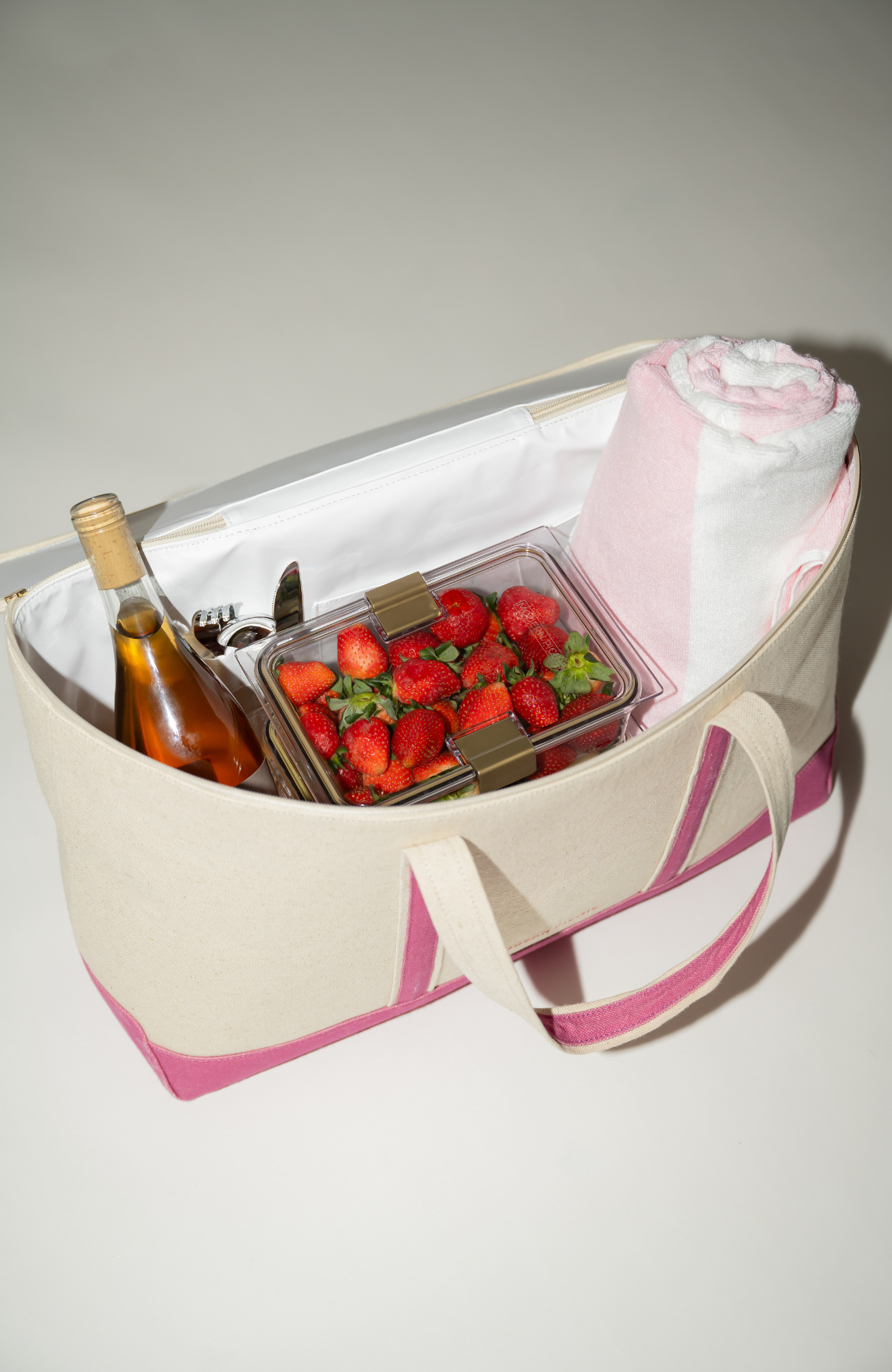 Modern Picnic THE COOLER, Alternate, color, White Canvas