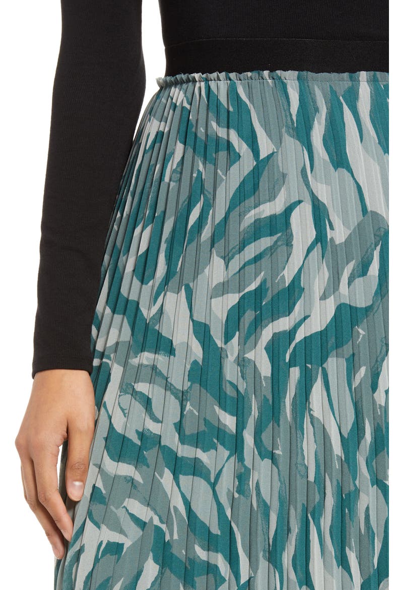Pleated Midi Skirt, Alternate, color, GREEN CAMO CREATE PRINT