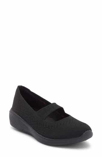 SKECHERS Arya Lovesome Slip-On Sneaker