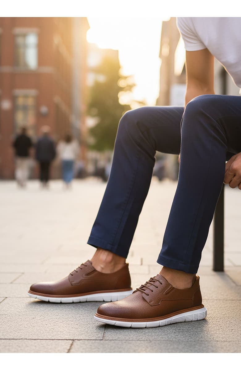 Marc Joseph New York Cloud Street Hands Free Technology Leather Plain Toe Casual Oxford, Alternate, color, Cognac Grainy Leather