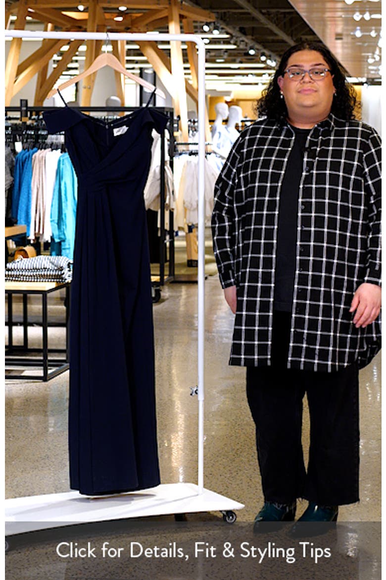 Social Portrait Collar Laguna Crepe Gown video