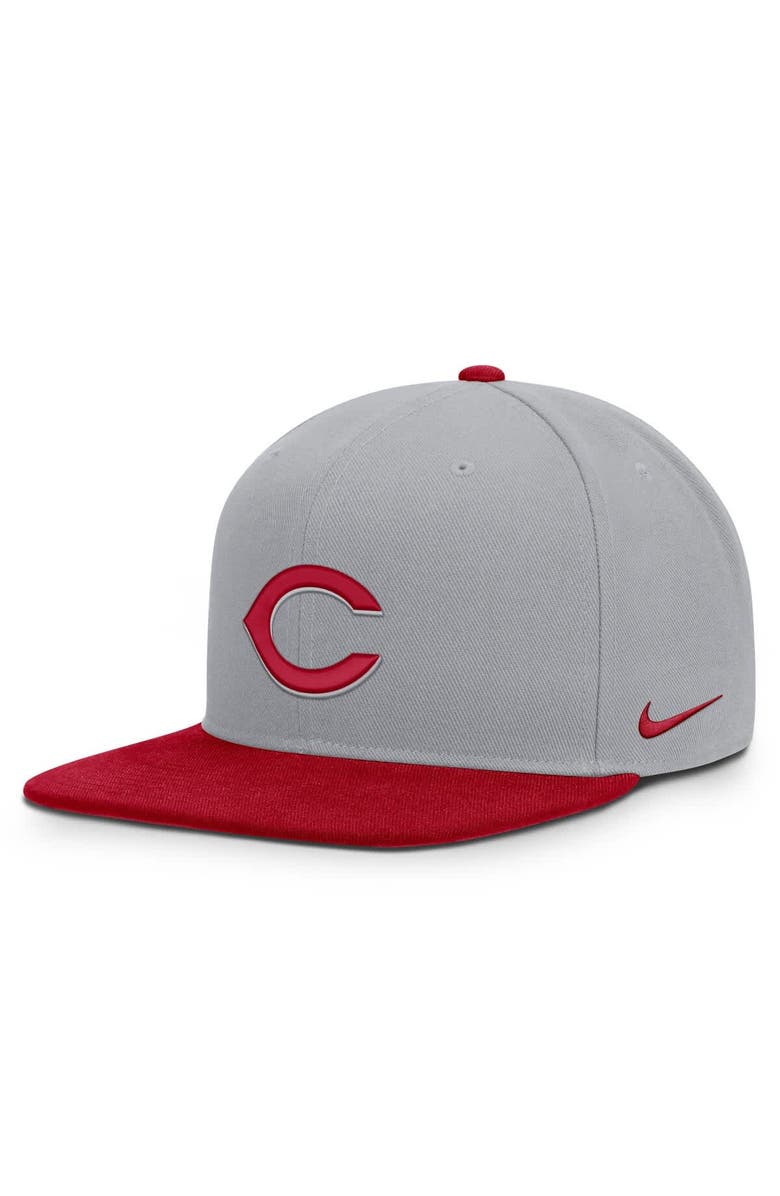 Nike Men's Nike Gray/Red Cincinnati Reds Primetime Pro Dri-FIT Snapback Hat, Alternate, color, Gray