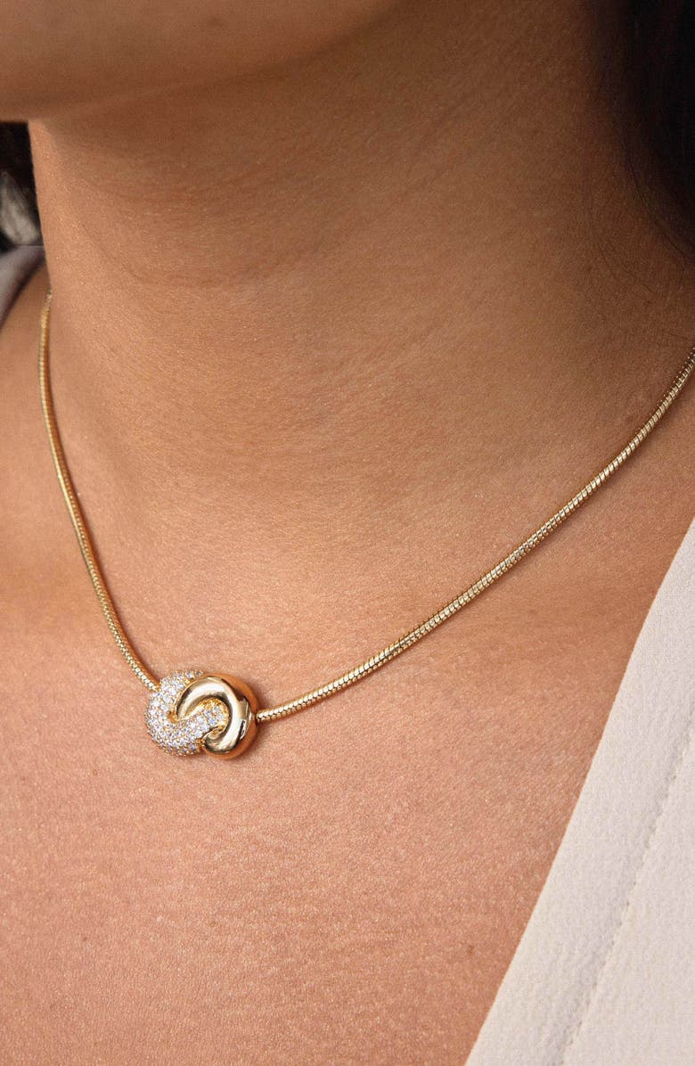 Ettika Love Me Knot Pendant Necklace, Alternate, color, Gold
