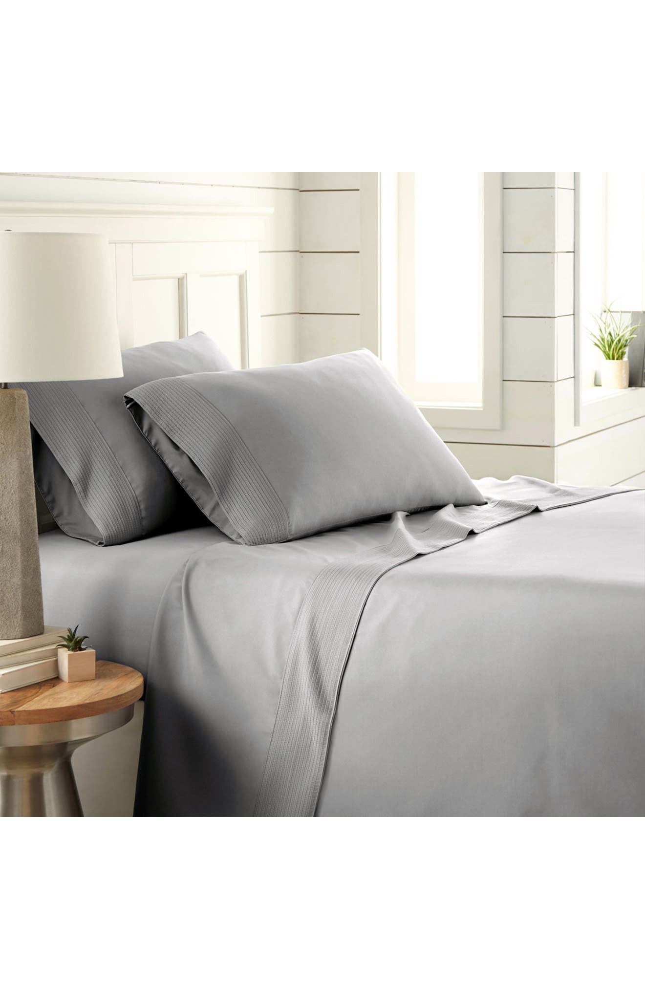 SOUTHSHORE FINE LINENS Premium Collection Pleated Extra Deep Pocket Sheet Set