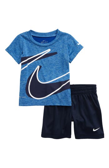 Nike Dry Dropset T-shirt & Shorts Set