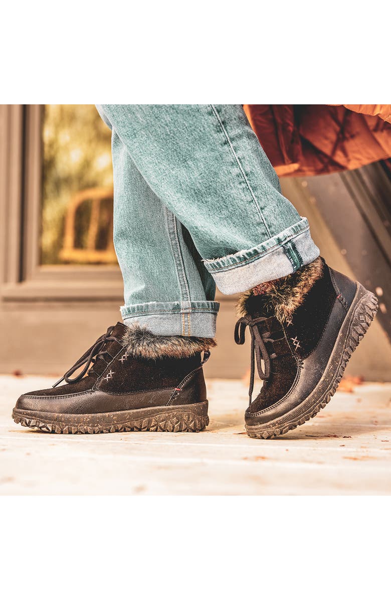 Minnetonka Tinley Boot, Alternate, color, Black