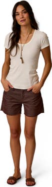 Carve Designs Oahu 4" Short