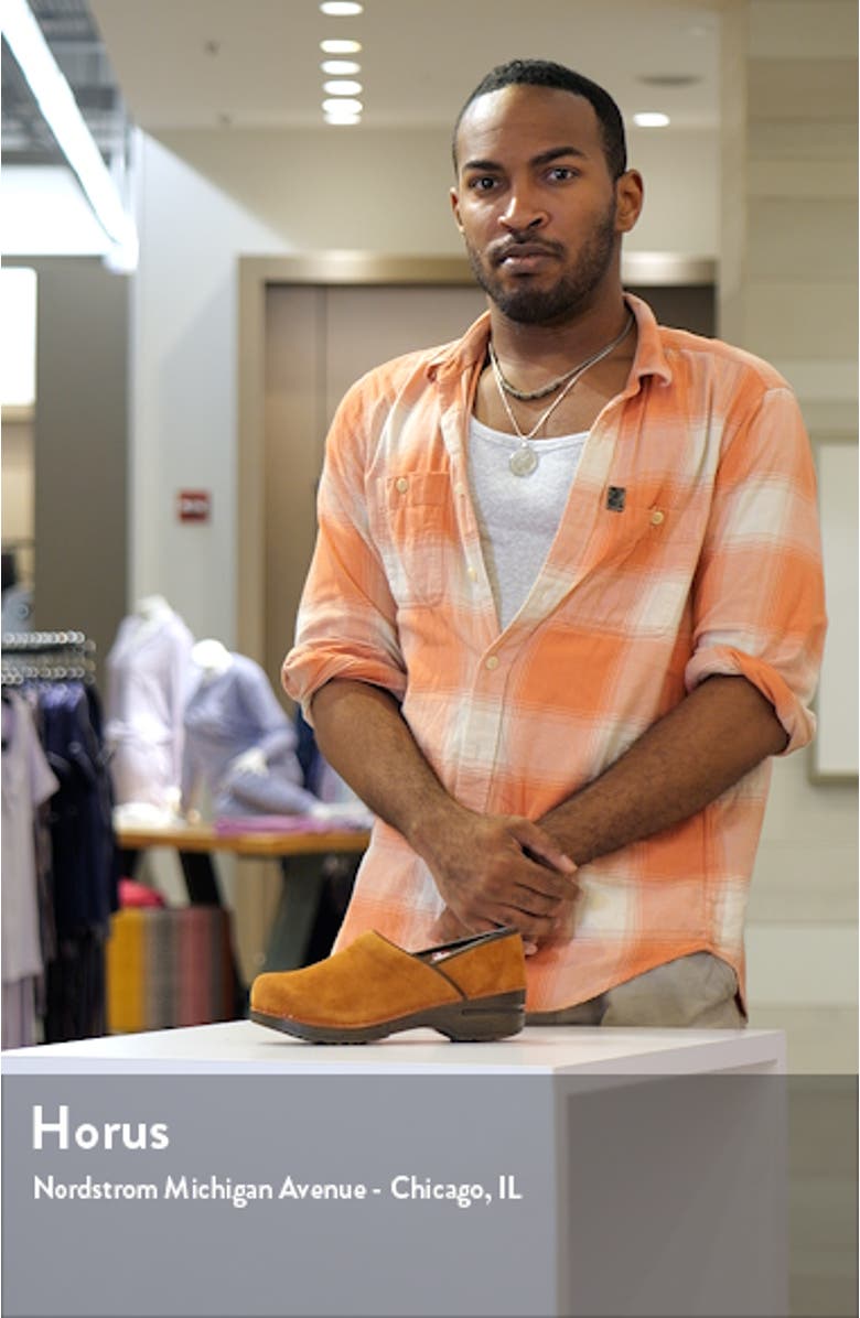 Nina Clog, sales video thumbnail