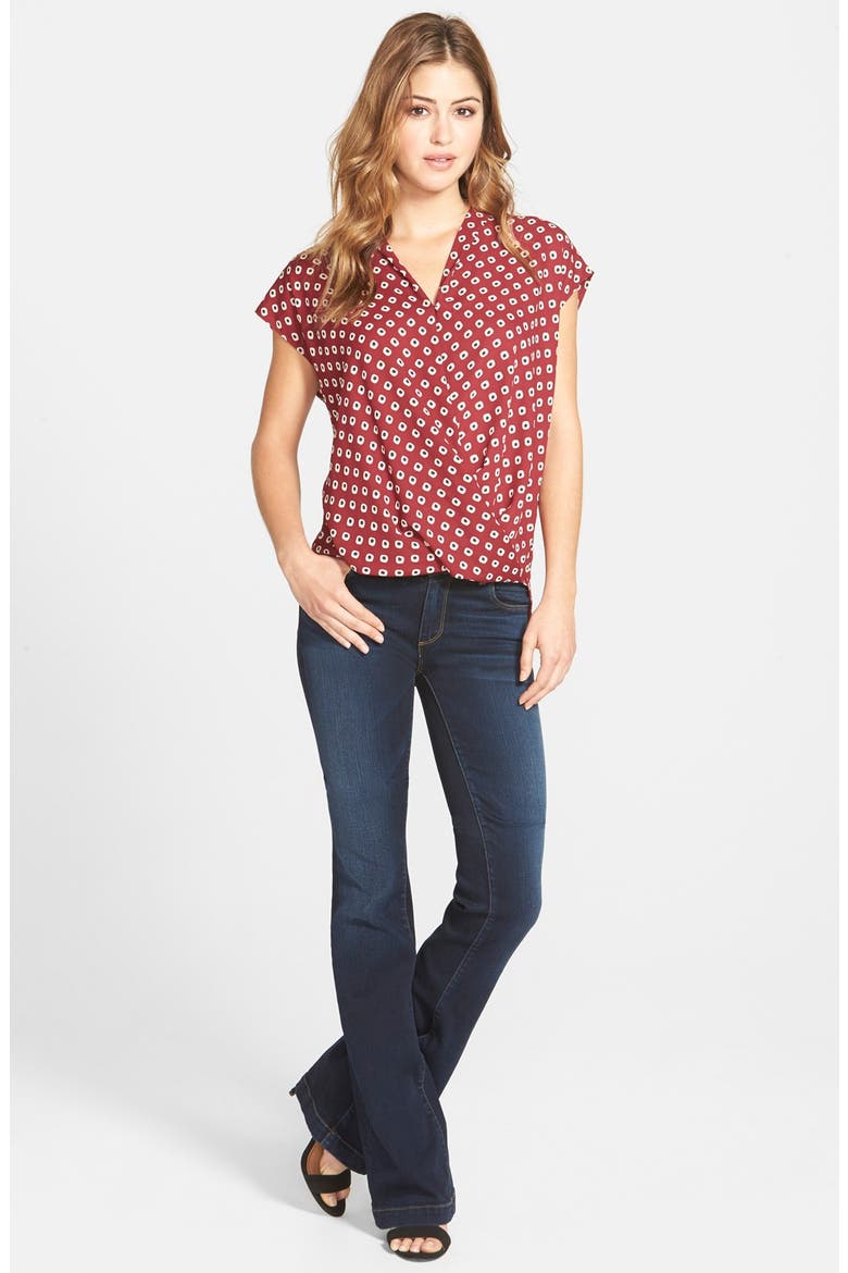 'Chrissy' Stretch Flare Leg Jeans, Alternate, color, BREEZY