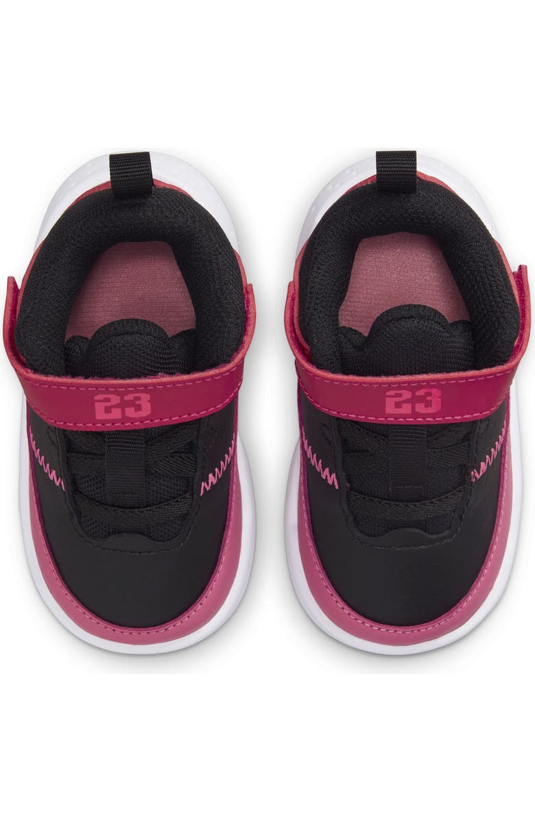 Jordan Max Aura 3 Mid Top Sneaker, Alternate, color,