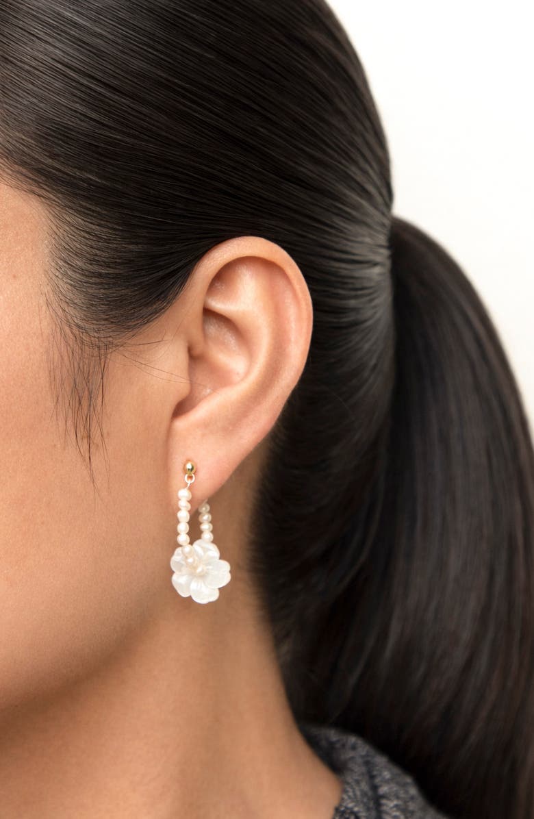 LA MENO Flower Freshwater Pearl Hoop Earrings, Alternate, color,