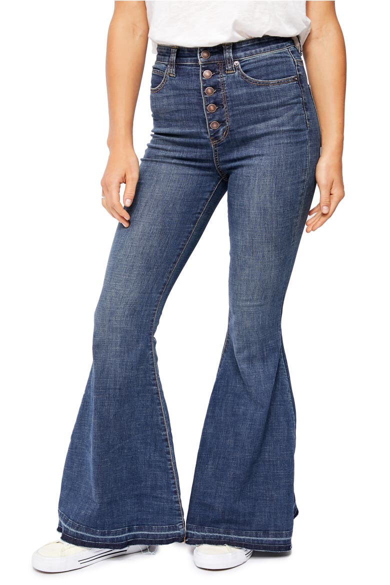 Irreplaceable Flare Jeans, Main, color, BLUE