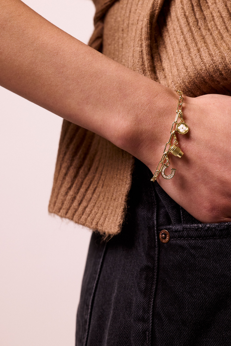 Clover Charm, Alternate, color, Gold