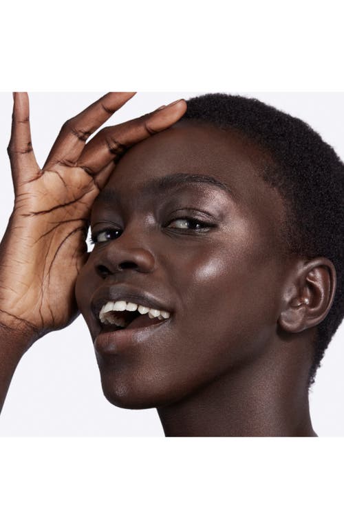 Mac Cosmetics Strobe Highlighting Moisturizer Cream In Peachlite