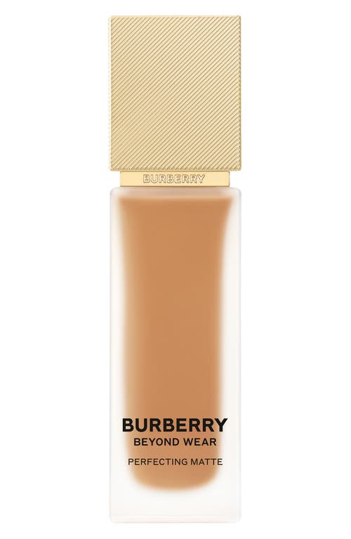 Burberry Beyond Wear Perfecting Matte Foundation In 100 Medium Deep Warm