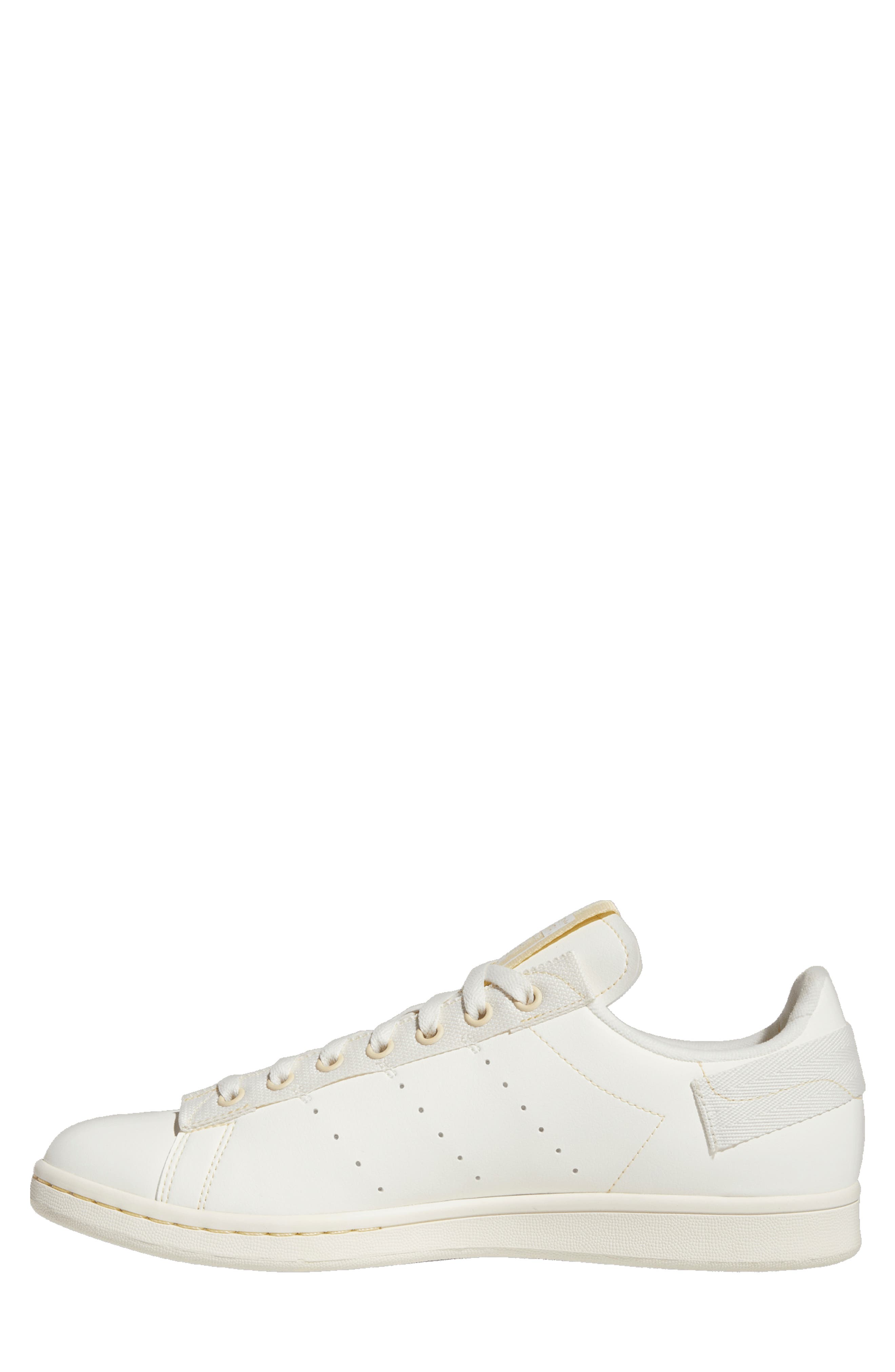 Stan Smith Low Top Sneaker, Alternate, color, OFF WHITE/ WHITE/ OFF WHITE