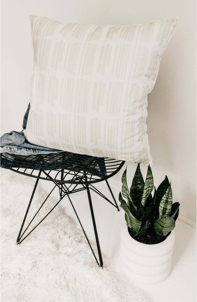 at300nelson Marguerite in Neptune 24" x 24" Pillow, Alternate, color, Neptune