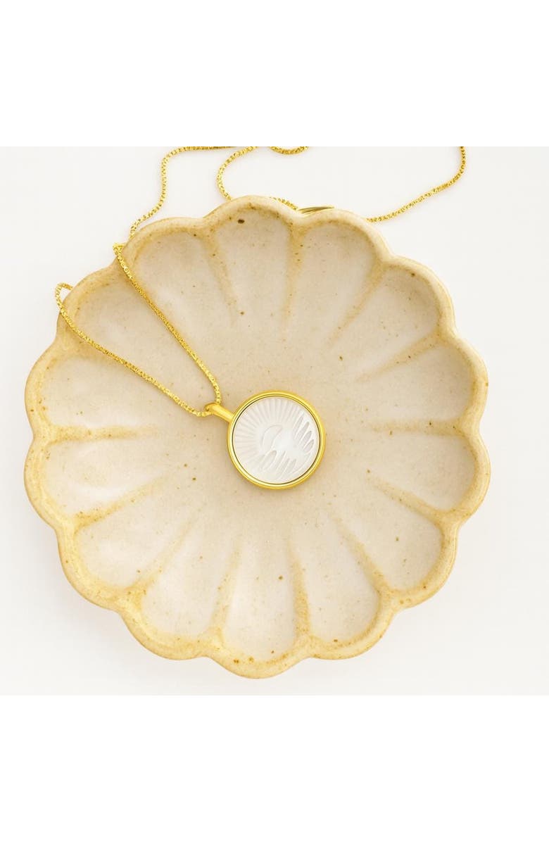 Ivy & Pearl Co. California Love, Alternate, color, Gold