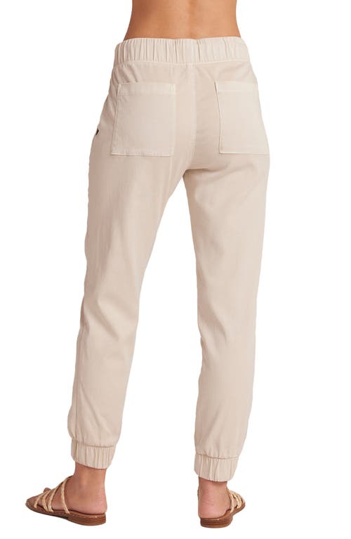 Bella Dahl Pocket Joggers In Linen Sand
