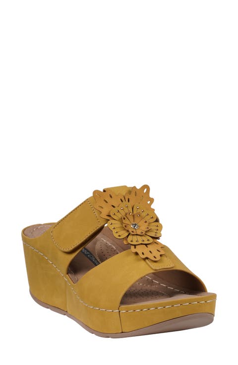 Talia Flower Wedge Sandal (Women)