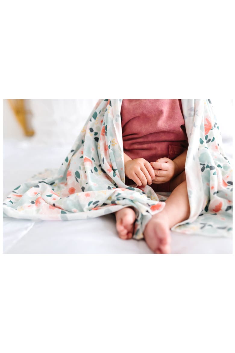 Print Swaddle Blanket, Alternate, color, LEILANI