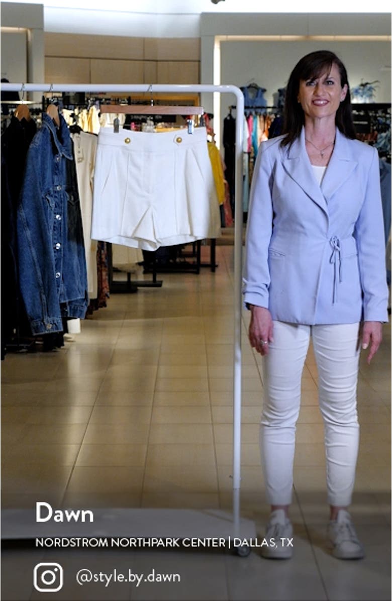 Runo Linen Blend Shorts, sales video thumbnail