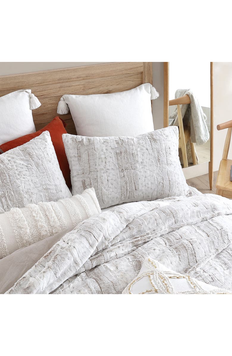 Peri Home Snow Leopard Faux Fur Comforter & Shams Set, Alternate, color, Ivory