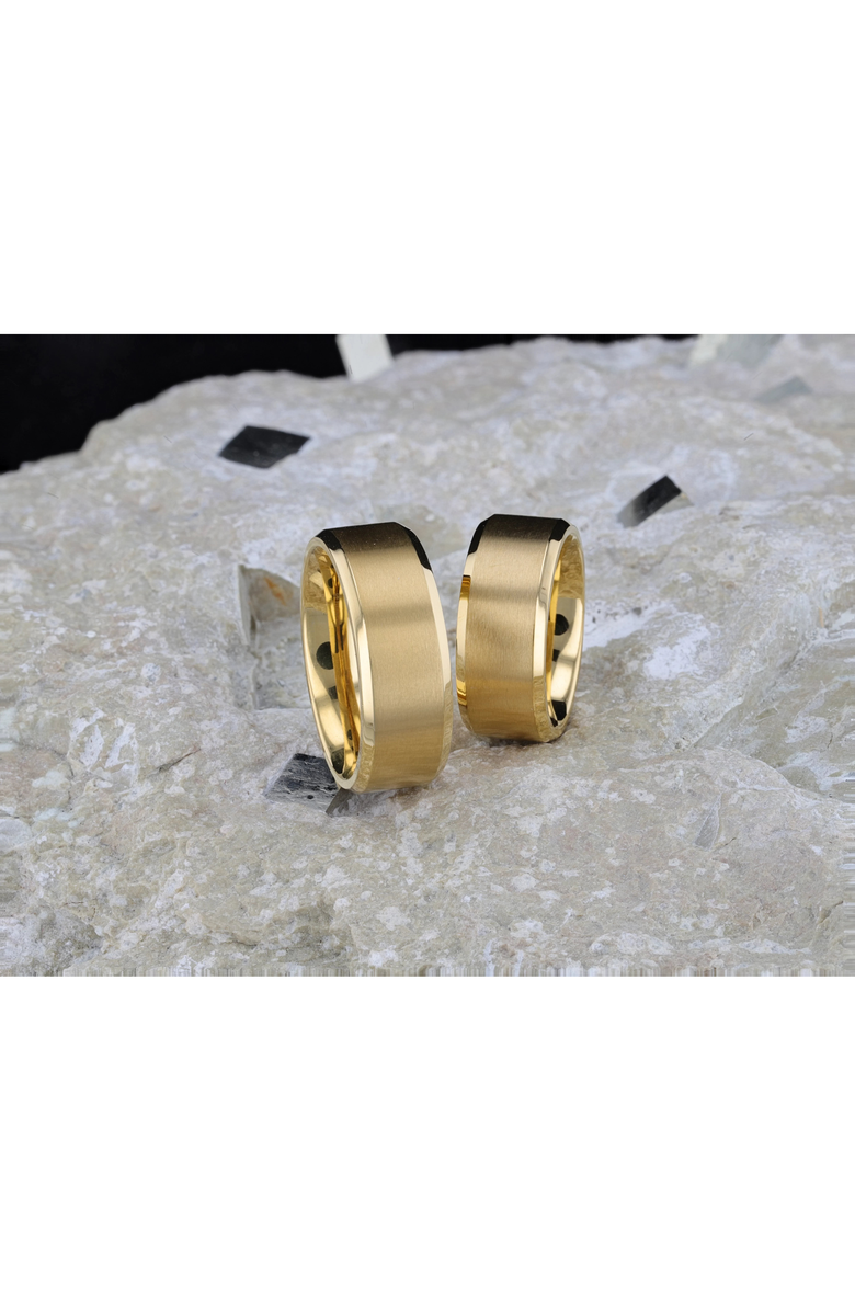 Larson Jewelers Radiate Titanium Flat Brushed Center Wedding Ring, Alternate, color, Gold