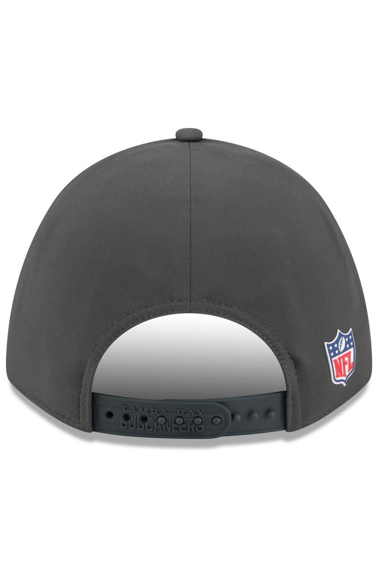 New Era Men's New Era Charcoal Tampa Bay Buccaneers 2025 Sideline Cold Weather 9FORTY M-Crown Adjustable Hat, Alternate, color, 