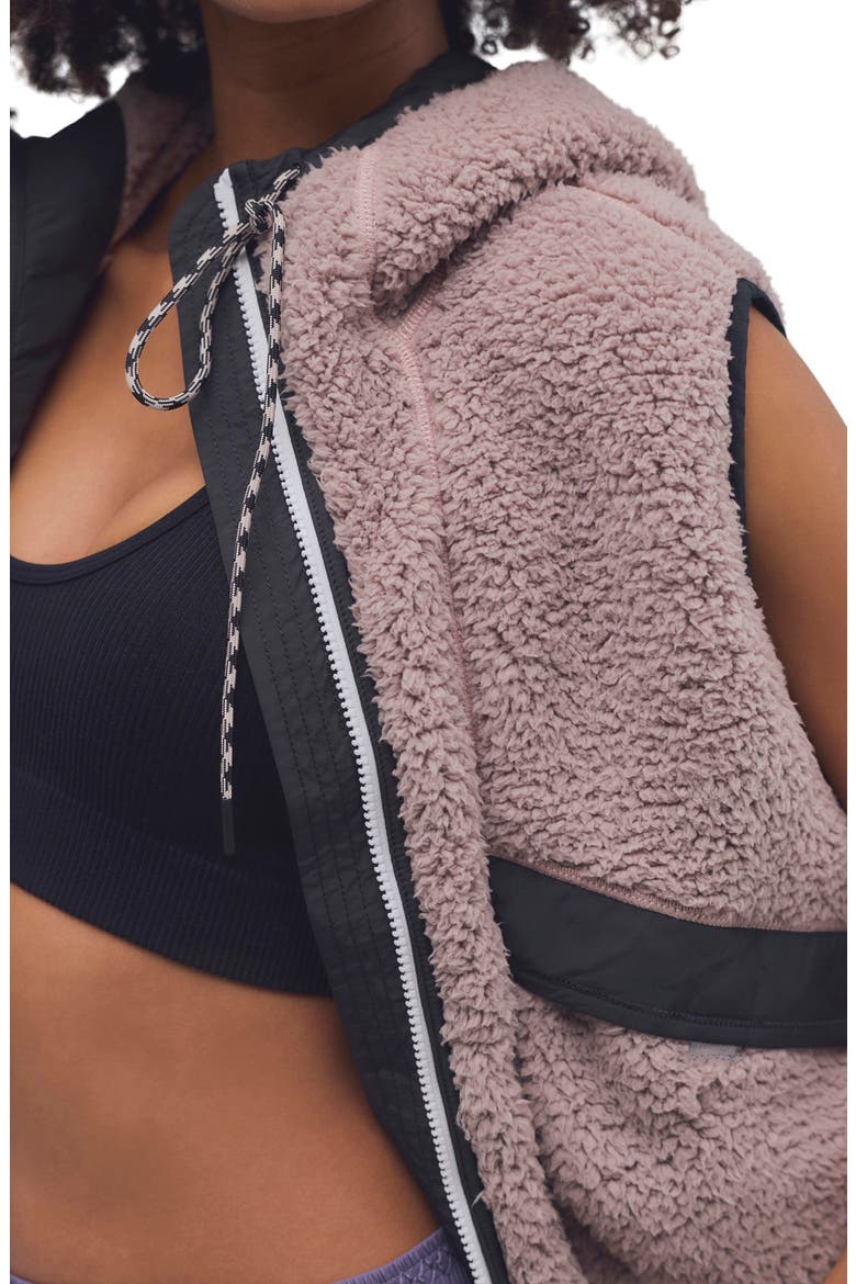 Sky High Fleece Vest, Alternate, color, SMOKY PLUM BLACK