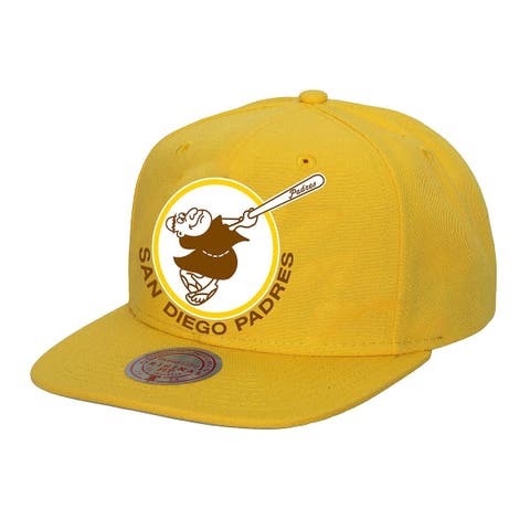 Men's Mitchell & Ness Gold San Diego Padres Cooperstown Collection Basic Flip Snapback Hat