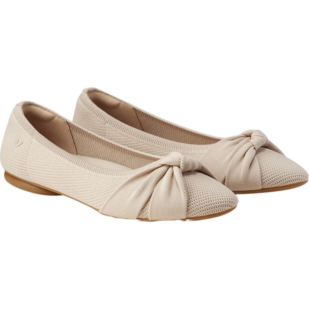 VIVAIA Almond-Toe Knotted Flats  product