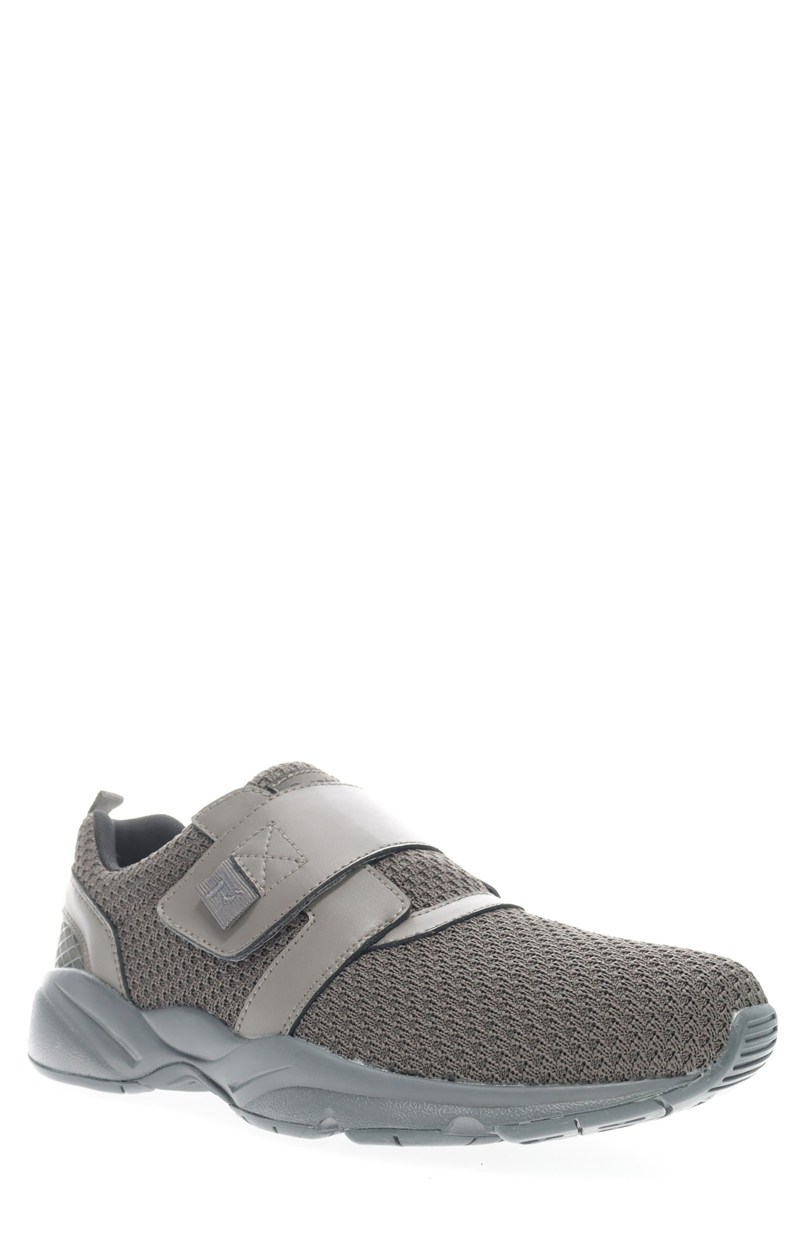 Propét Stability X Strap Sneaker