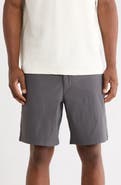 DKNY SPORTSWEAR Essential Tech Chino Shorts