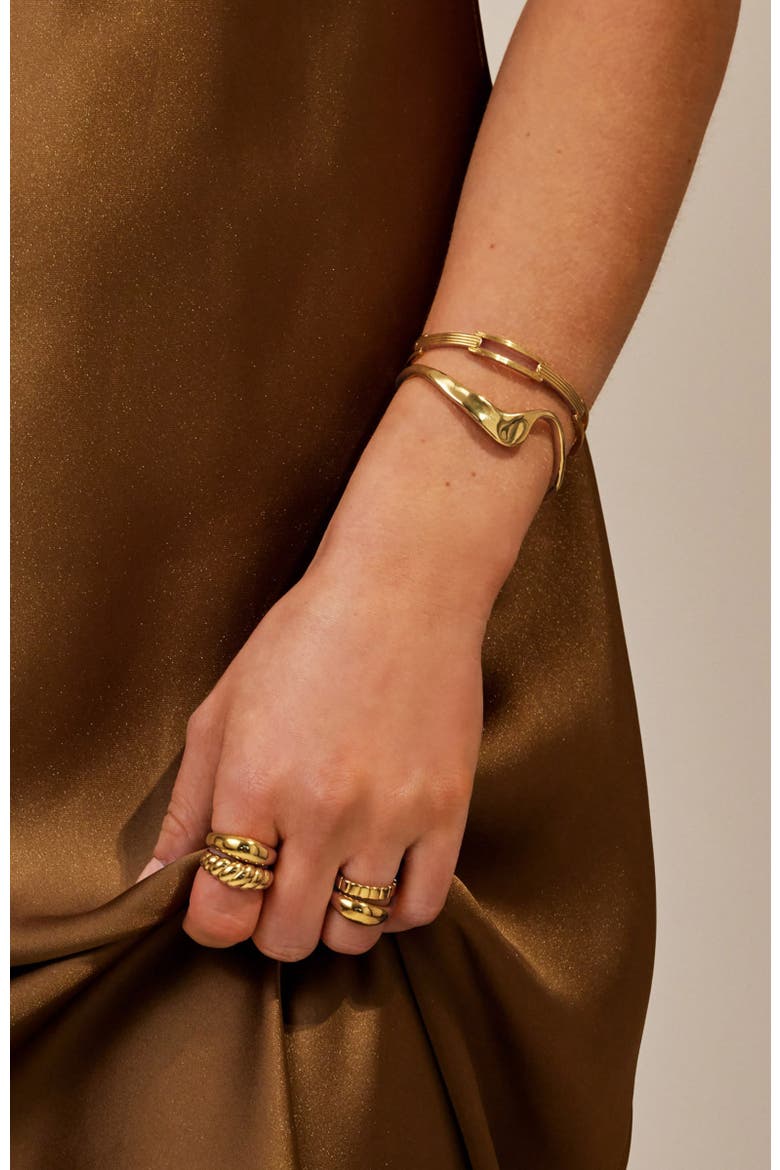 Marina Wave Bangle, Alternate, color, Gold