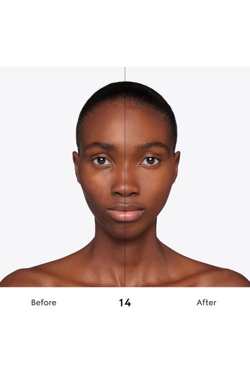 Gucci Mattifying Face Powder With 18-hour Wear