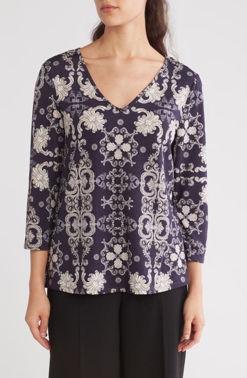 V-Neck Three Quarter Sleeve Top