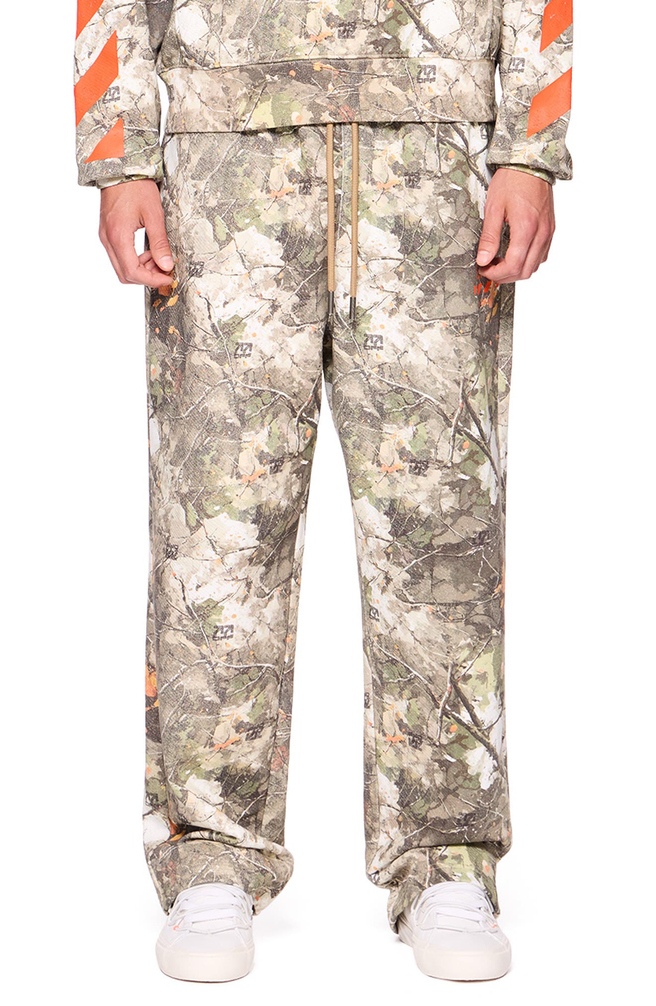 selected 115227-CAMO