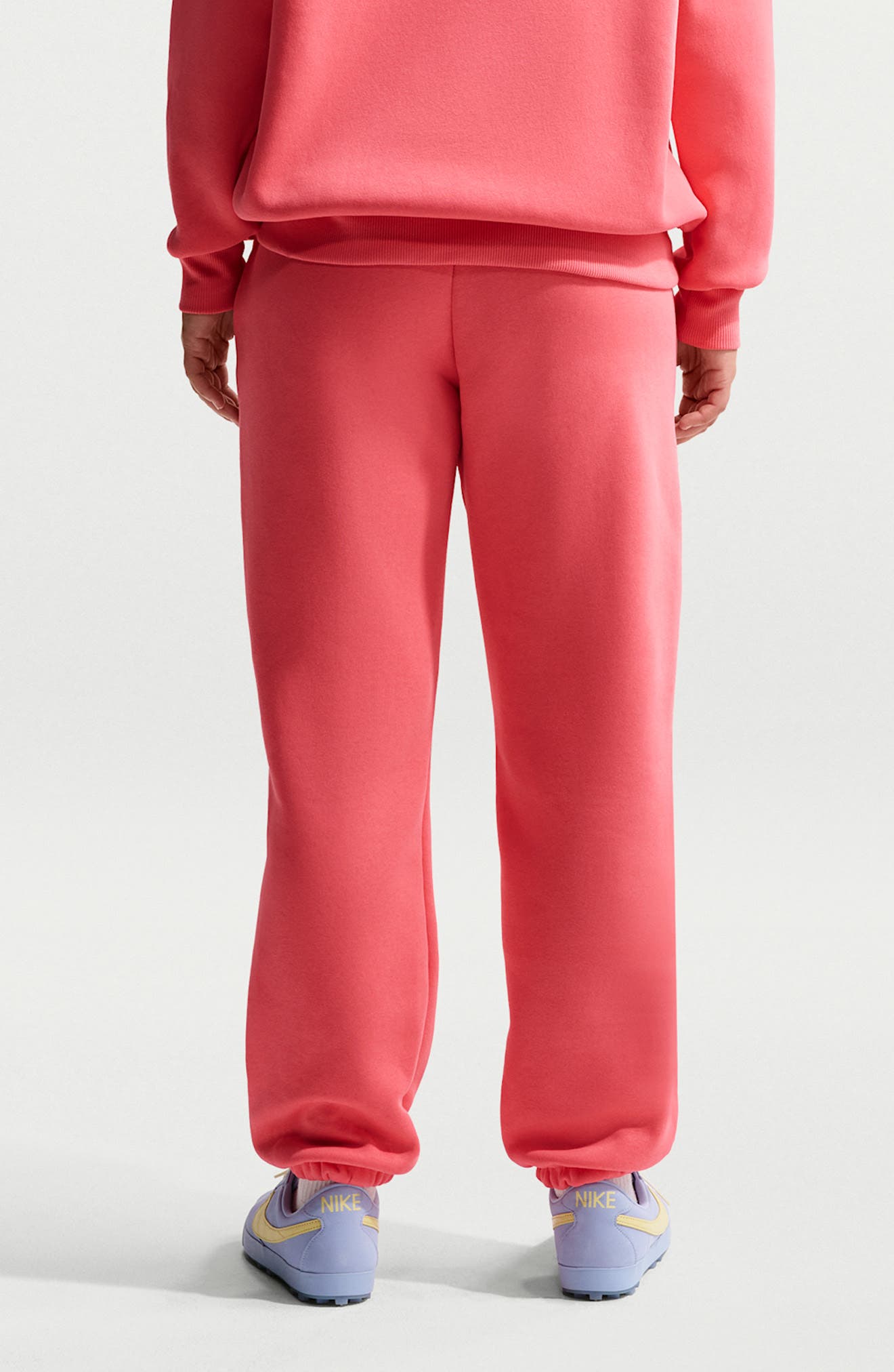 Sportswear Phoenix Fleece High-Waisted Oversized Sweatpants - image 4