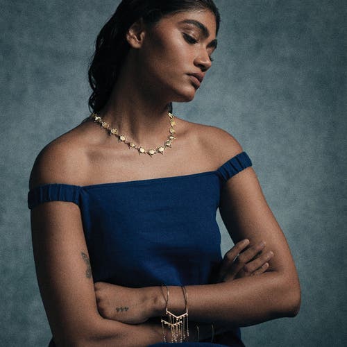 Dhwani Bansal Pankha Necklace In Gold