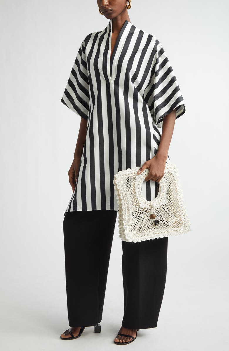 Jacquemus Le Pantalon Ovalo Pleated Wide Leg Pants, Alternate, color, Black