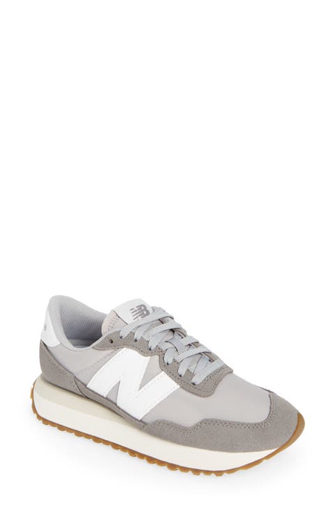 237 Sneaker