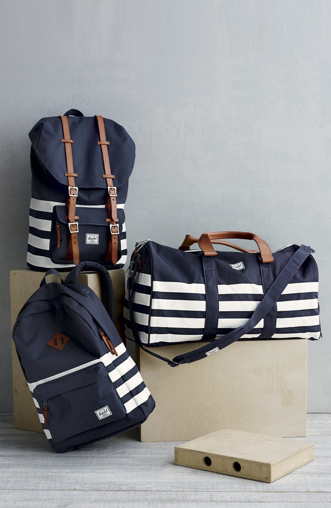 Herschel Supply Co. 'Novel' Duffel Bag, Alternate, color, 