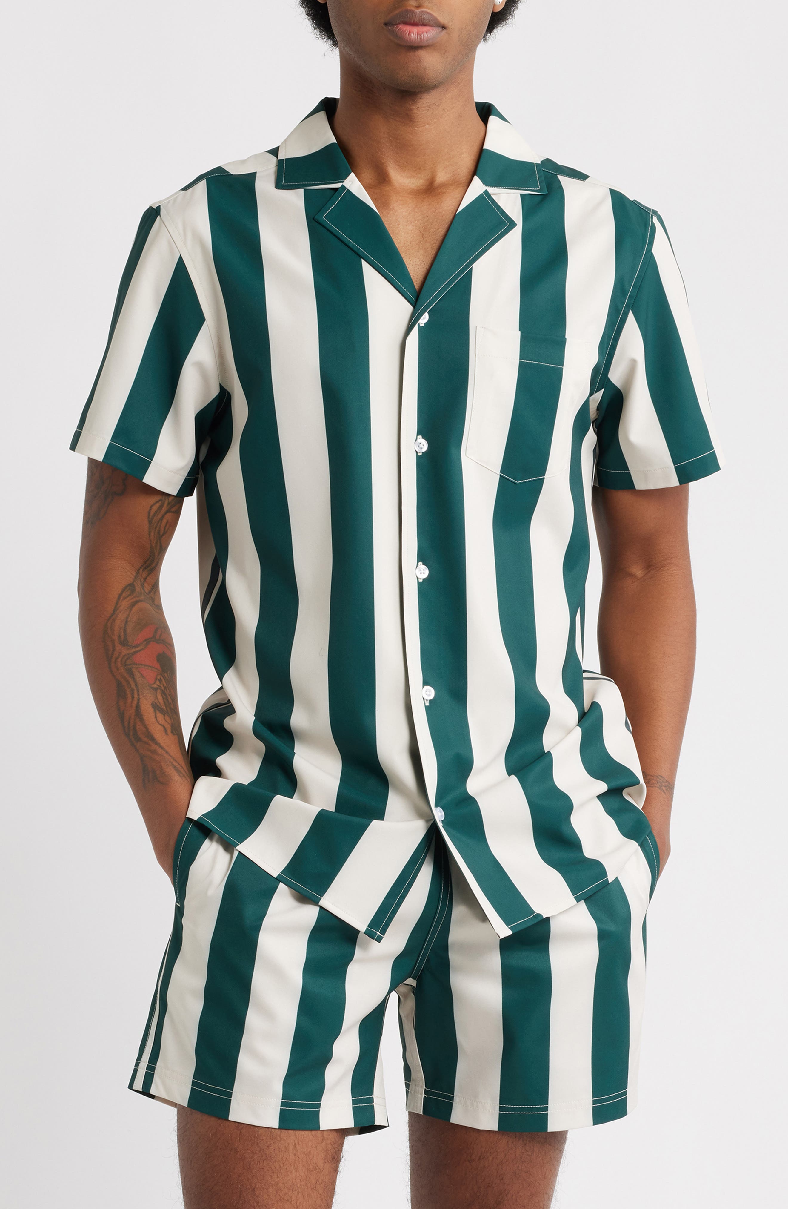 selected GREEN